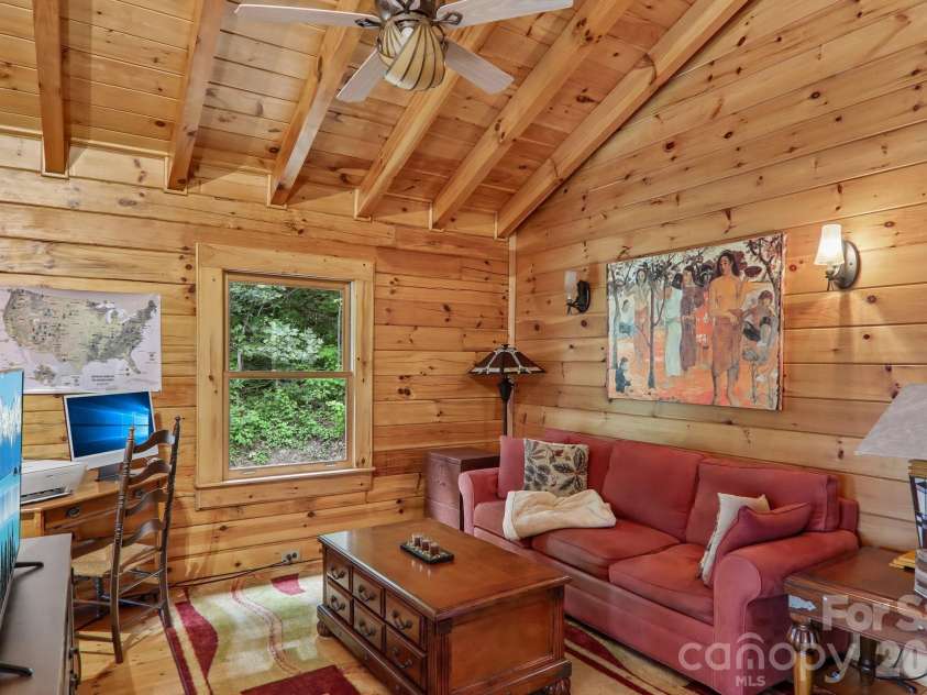 1250 Cobblestone Drive, Waynesville, NC 28786.  MLS# CAR4396920, YatesRealty ID 33037. 