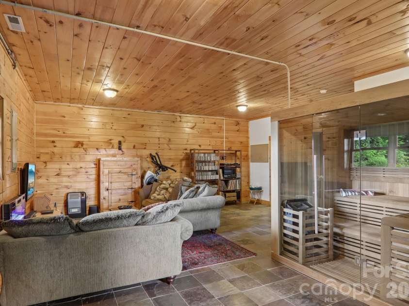 1250 Cobblestone Drive, Waynesville, NC 28786.  MLS# CAR4396920, YatesRealty ID 33037. 