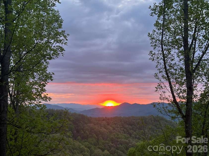 1250 Cobblestone Drive, Waynesville, NC 28786.  MLS# CAR4396920, YatesRealty ID 33037. 