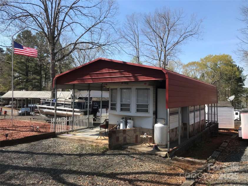 149 Deer Park Road, Mount Gilead, NC 27306.  MLS# CAR4240535, YatesRealty ID 3304. 