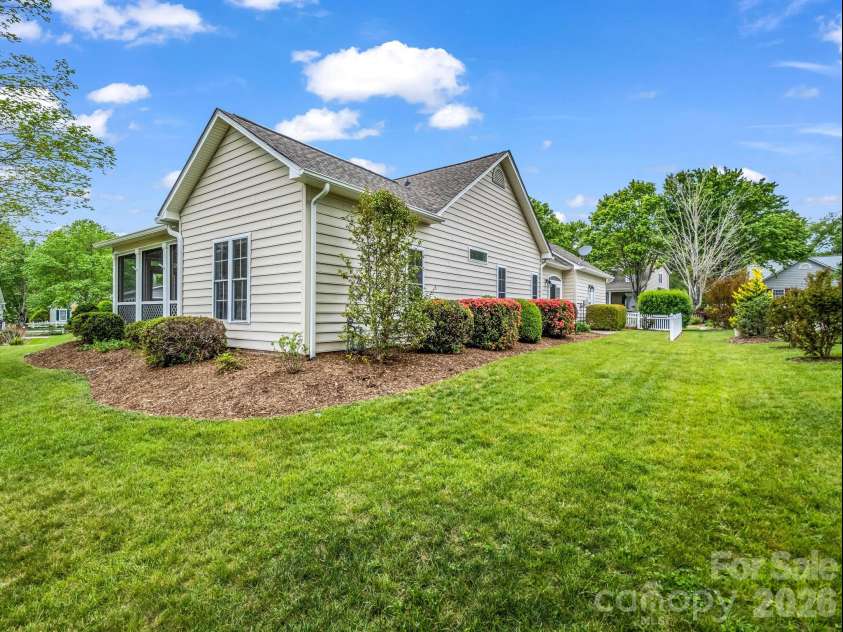 276 Cambridge Drive, Brevard, NC 28712.  MLS# CAR4355184, YatesRealty ID 3304. 