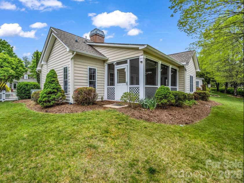 276 Cambridge Drive, Brevard, NC 28712.  MLS# CAR4355184, YatesRealty ID 3304. 