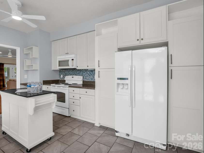 276 Cambridge Drive, Brevard, NC 28712.  MLS# CAR4355184, YatesRealty ID 3304. 