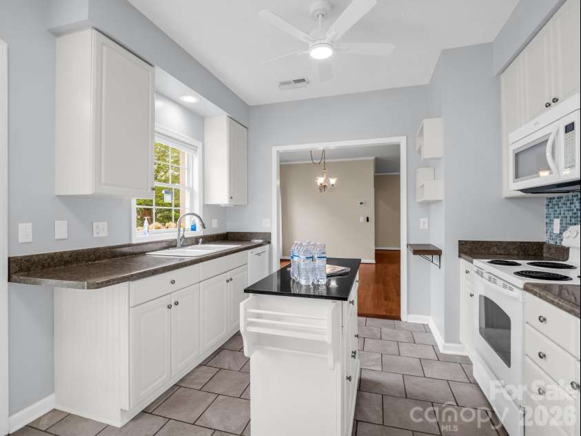 276 Cambridge Drive, Brevard, NC 28712.  MLS# CAR4355184, YatesRealty ID 3304. 