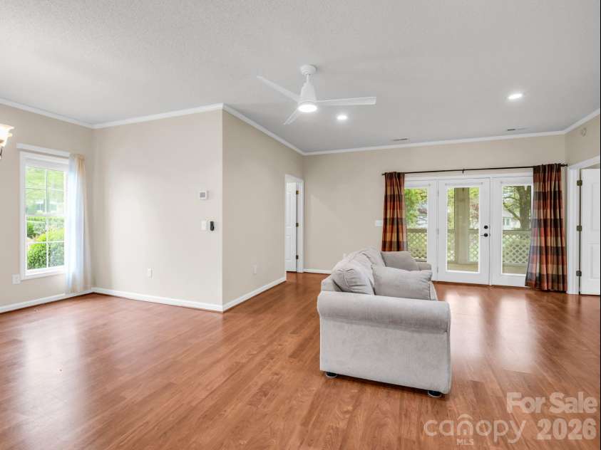 276 Cambridge Drive, Brevard, NC 28712.  MLS# CAR4355184, YatesRealty ID 3304. Living room unstaged