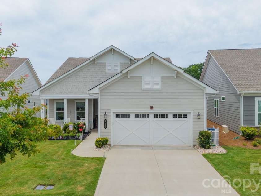 1019 Carlyle Lane, Monroe, NC 28110.  MLS# CAR4395898, YatesRealty ID 33040. 