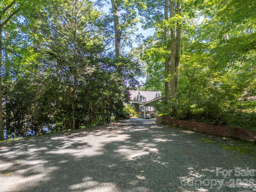 377 Kingswood Drive, Forest City, NC 28043.  MLS# CAR4395713, YatesRealty ID 33041. 