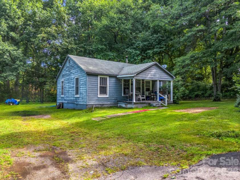 126 Bittle Street, Forest City, NC 28043.  MLS# CAR4395970, YatesRealty ID 33042. 
