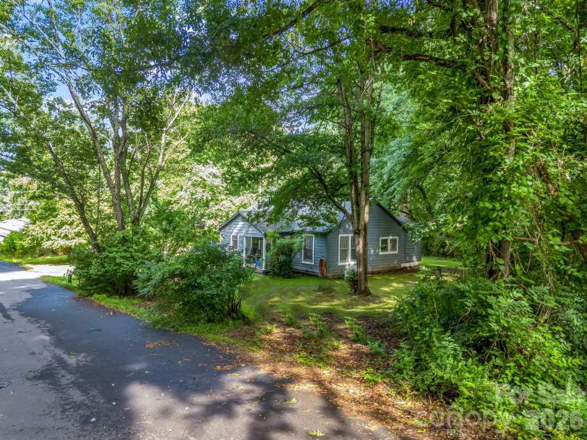 126 Bittle Street, Forest City, NC 28043.  MLS# CAR4395970, YatesRealty ID 33042. 