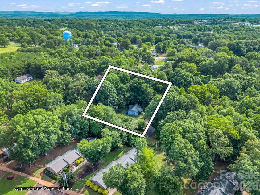 126 Bittle Street, Forest City, NC 28043.  MLS# CAR4395970, YatesRealty ID 33042. 