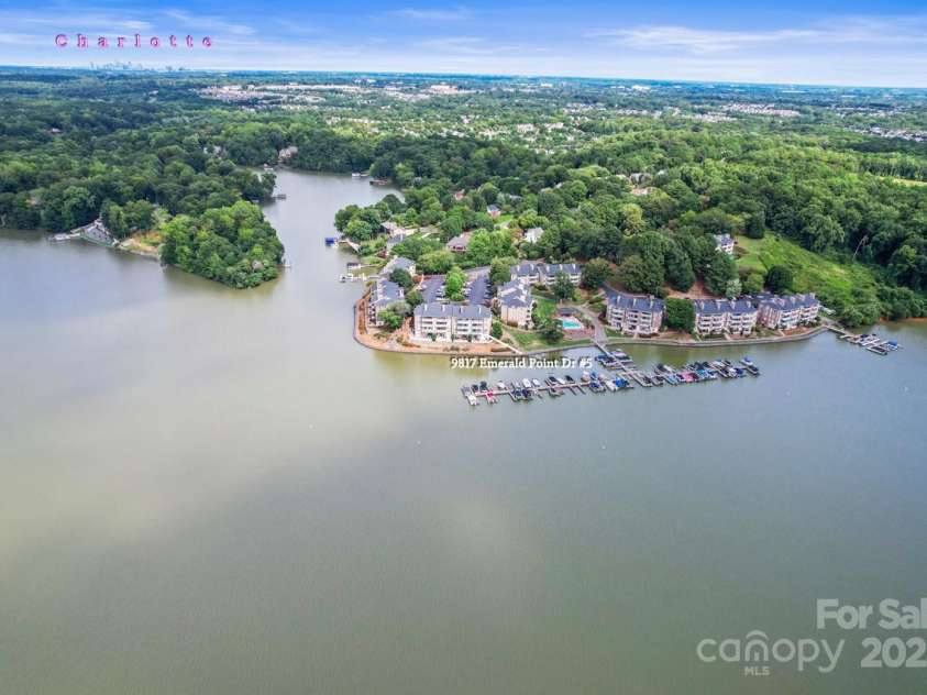 9817 Emerald Point Drive, Charlotte, NC 28278.  MLS# CAR4292558, YatesRealty ID 33042. 