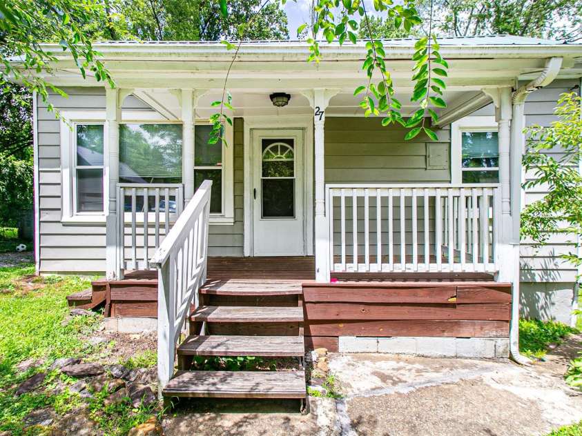27 Curlee Street, Brevard, NC 28712.  MLS# CAR4284053, YatesRealty ID 33045. 