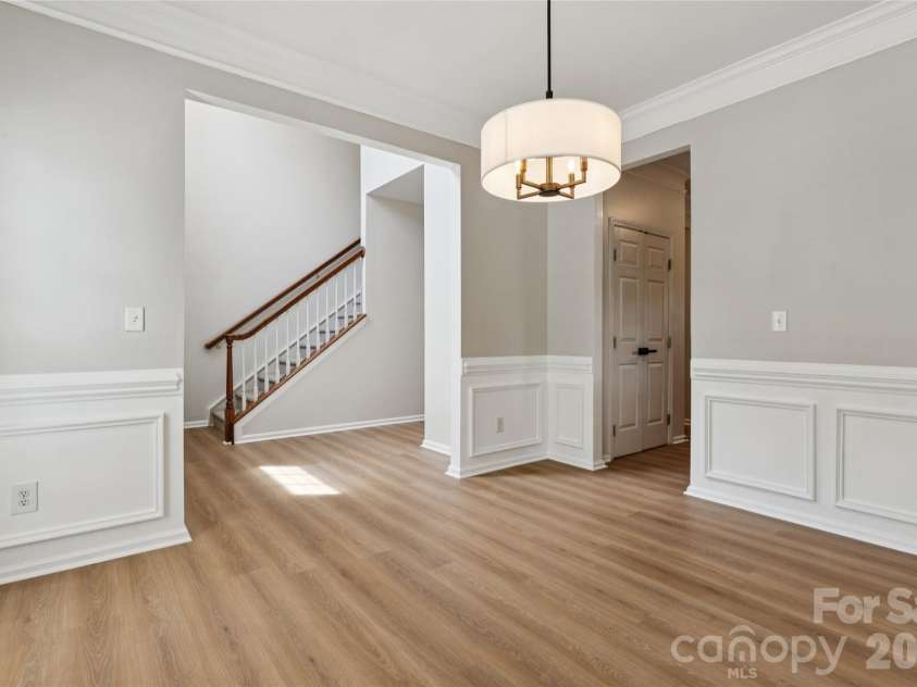 11627 Knightsdale Drive, Charlotte, NC 28277.  MLS# CAR4391397, YatesRealty ID 33046. 