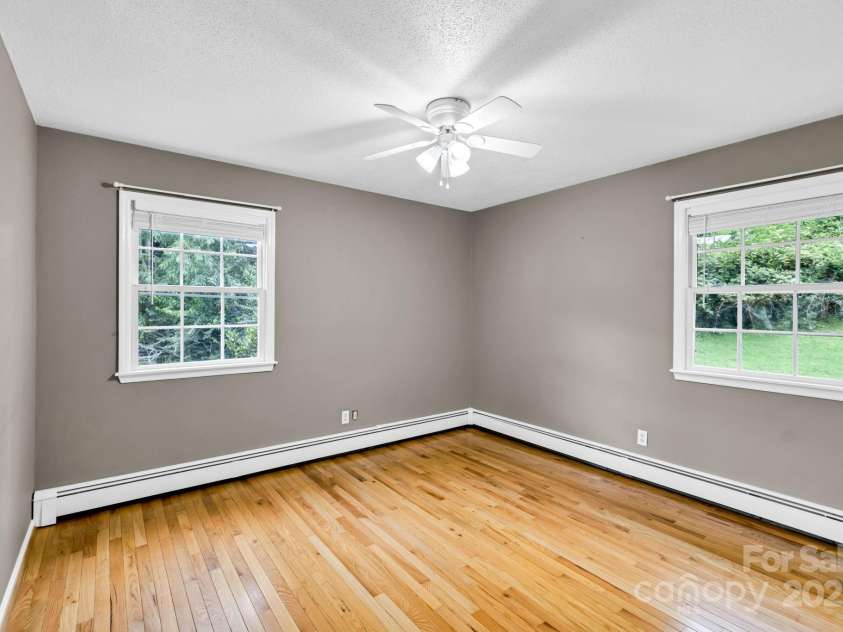 1277 Park Vista Road, West Jefferson, NC 28694.  MLS# CAR4290622, YatesRealty ID 33046. 3rd bedroom