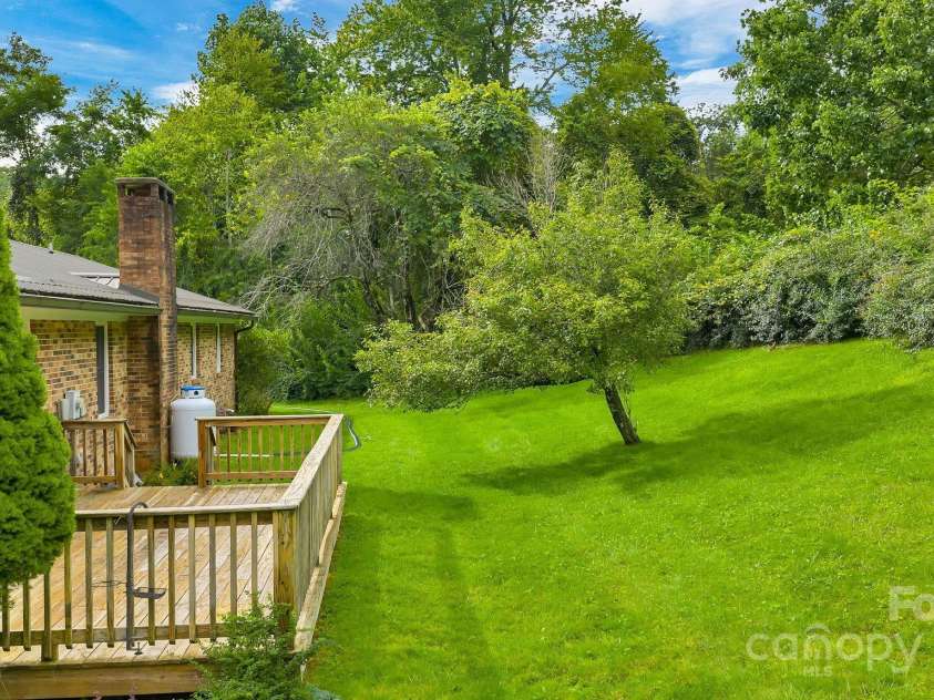 1277 Park Vista Road, West Jefferson, NC 28694.  MLS# CAR4290622, YatesRealty ID 33046. Deck view