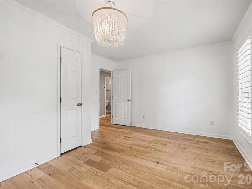 4600 Bournewood Lane, Charlotte, NC 28226.  MLS# CAR4355156, YatesRealty ID 33047. Secondary bedroom 2 on main