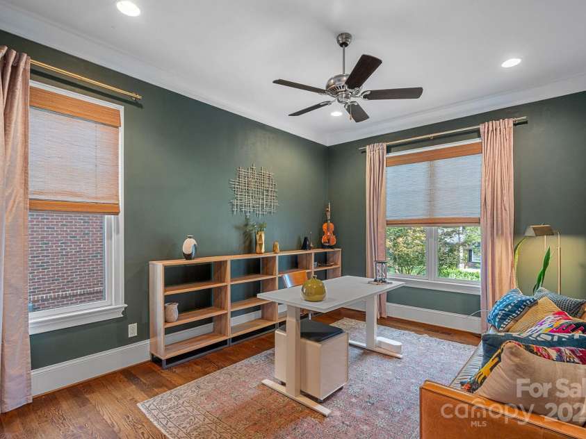 532 Ashworth Road, Charlotte, NC 28211.  MLS# CAR4288517, YatesRealty ID 33047. 1st floor bedroom/office