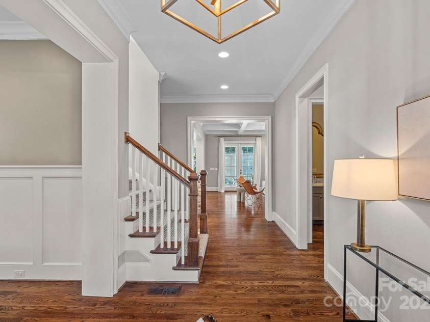 532 Ashworth Road, Charlotte, NC 28211.  MLS# CAR4288517, YatesRealty ID 33047. 