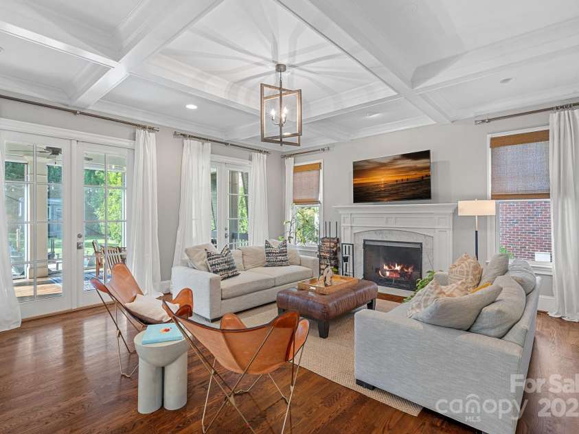 532 Ashworth Road, Charlotte, NC 28211.  MLS# CAR4288517, YatesRealty ID 33047. 