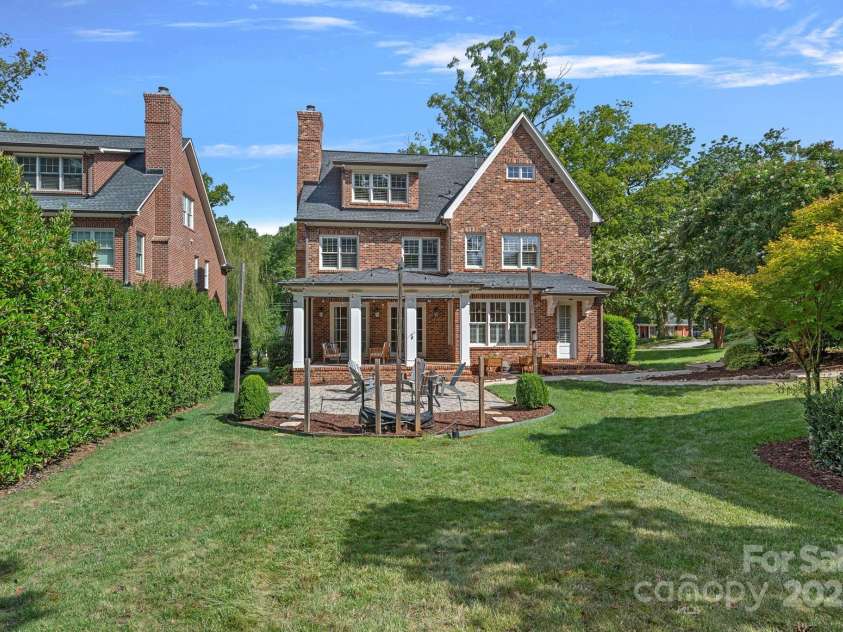 532 Ashworth Road, Charlotte, NC 28211.  MLS# CAR4288517, YatesRealty ID 33047. 