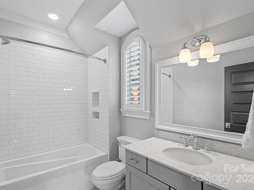 532 Ashworth Road, Charlotte, NC 28211.  MLS# CAR4288517, YatesRealty ID 33047. Bedroom 2 full bath