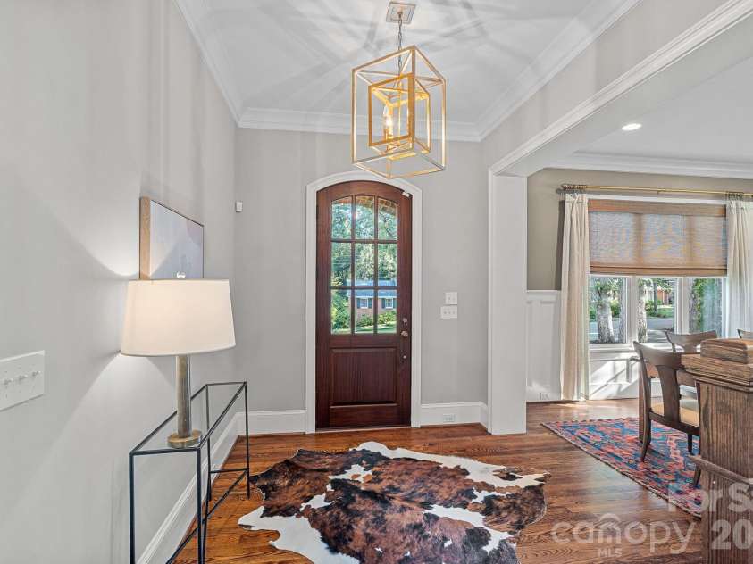 532 Ashworth Road, Charlotte, NC 28211.  MLS# CAR4334296, YatesRealty ID 33047. 