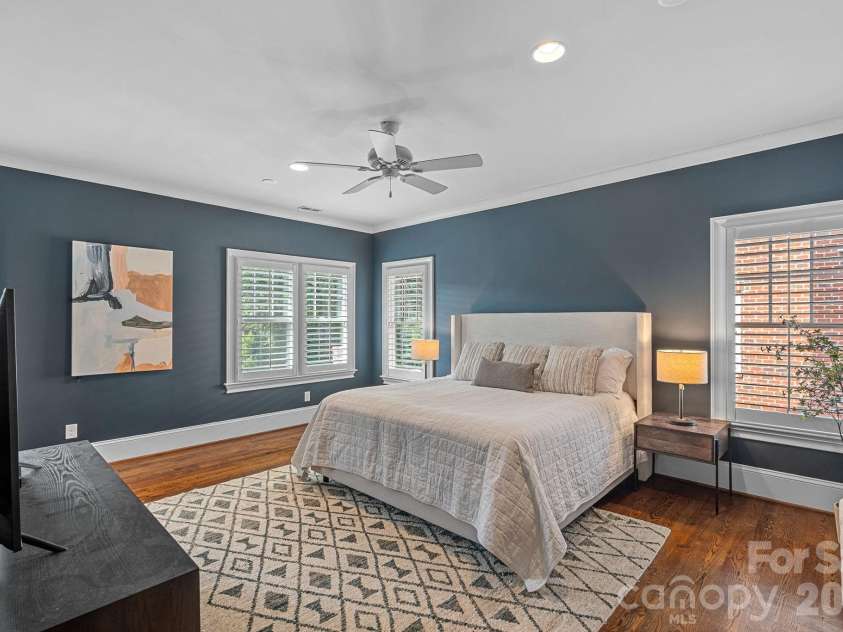 532 Ashworth Road, Charlotte, NC 28211.  MLS# CAR4334296, YatesRealty ID 33047. 