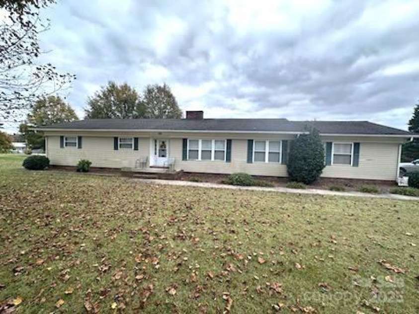 115 Cherry Blossom Lane, Stony Point, NC 28678.  MLS# CAR4292262, YatesRealty ID 33048. 