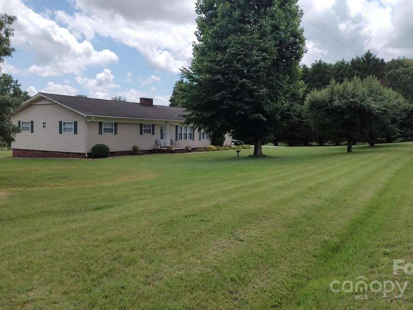 115 Cherry Blossom Lane, Stony Point, NC 28678.  MLS# CAR4292262, YatesRealty ID 33048. 