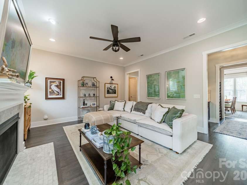 515 Greystone Road, Charlotte, NC 28209.  MLS# CAR4390837, YatesRealty ID 33048. 