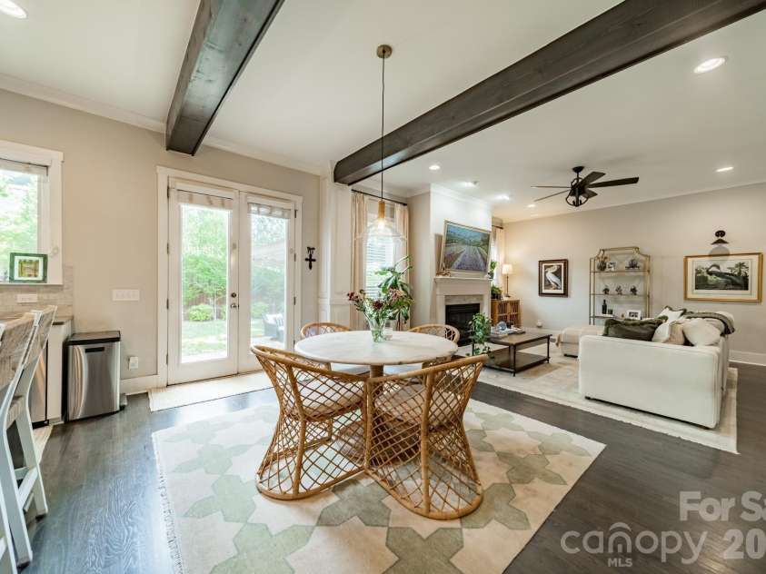 515 Greystone Road, Charlotte, NC 28209.  MLS# CAR4390837, YatesRealty ID 33048. 