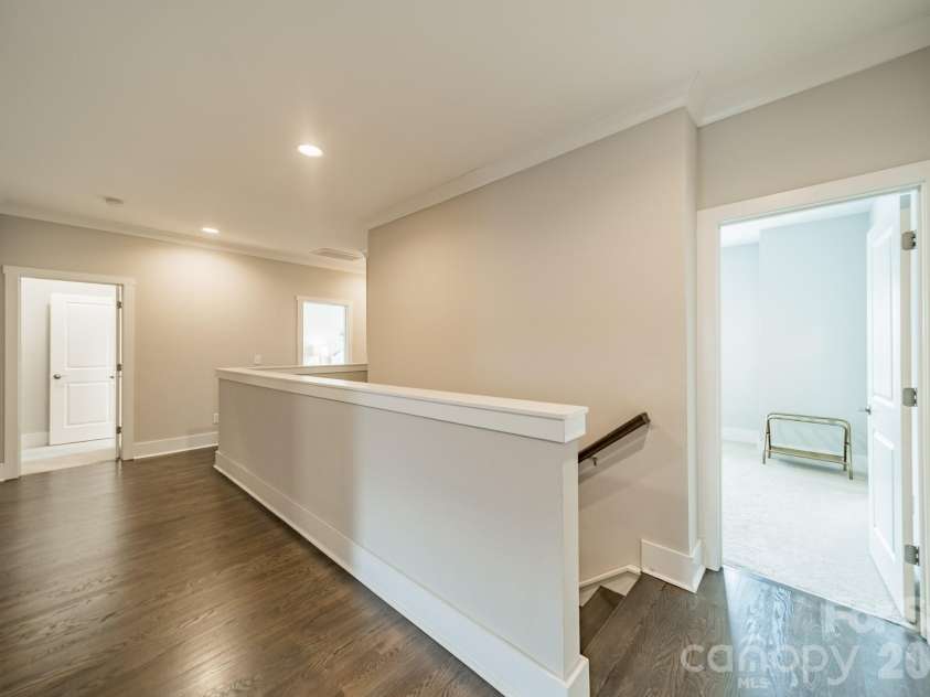 515 Greystone Road, Charlotte, NC 28209.  MLS# CAR4390837, YatesRealty ID 33048. 