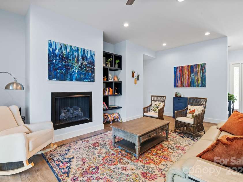 95 Windy Park Way, Candler, NC 28715.  MLS# CAR4285485, YatesRealty ID 33049. 