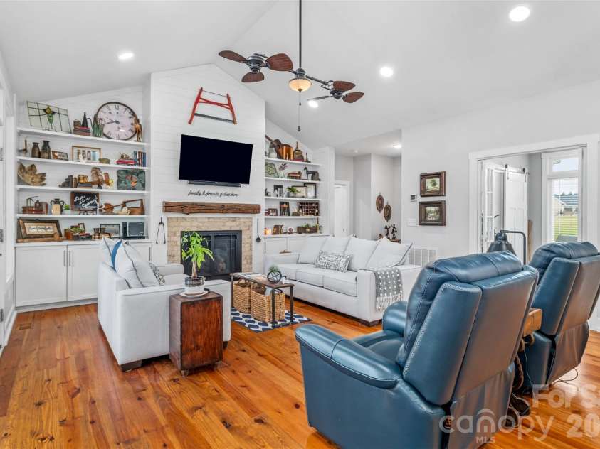 115 Oak Drive, Boonville, NC 27011.  MLS# CAR4341130, YatesRealty ID 3305. 