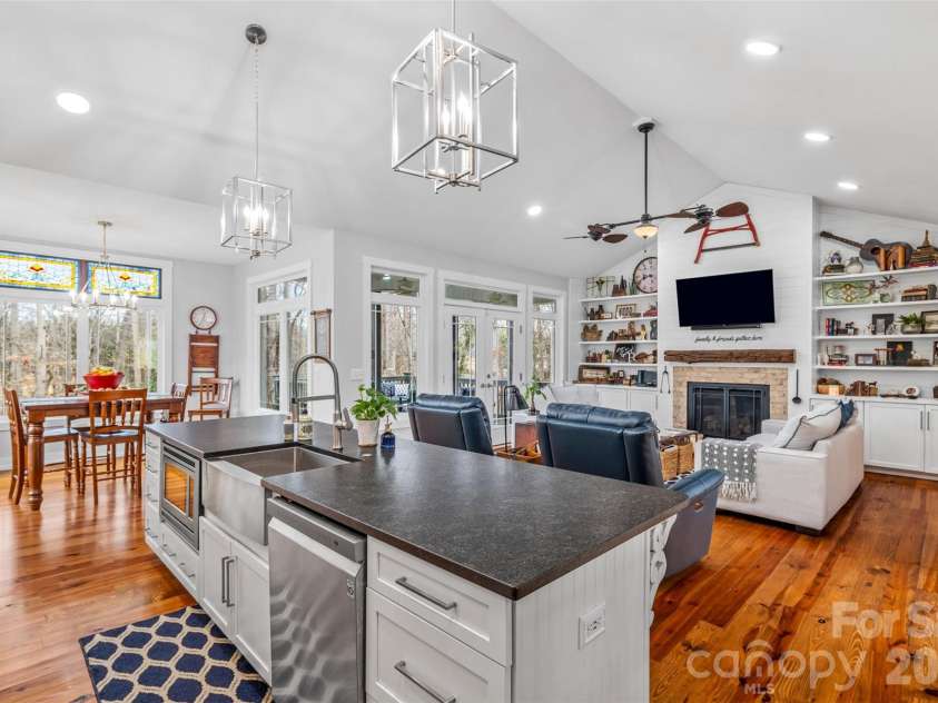 115 Oak Drive, Boonville, NC 27011.  MLS# CAR4341130, YatesRealty ID 3305. 