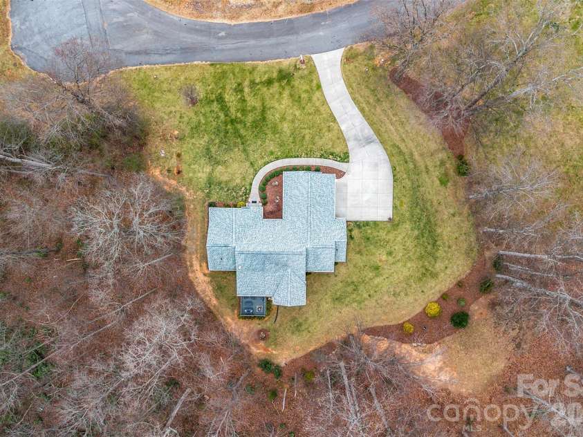 115 Oak Drive, Boonville, NC 27011.  MLS# CAR4341130, YatesRealty ID 3305. 