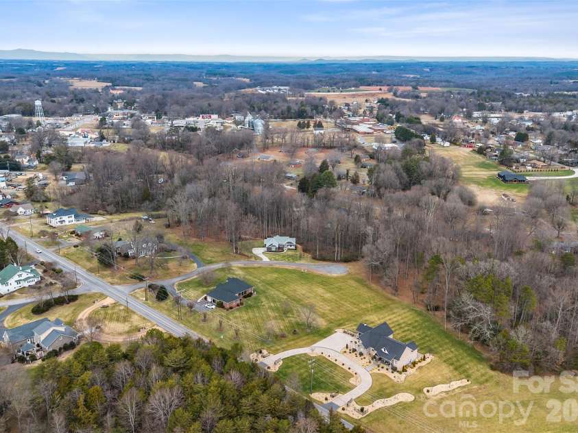 115 Oak Drive, Boonville, NC 27011.  MLS# CAR4341130, YatesRealty ID 3305. 