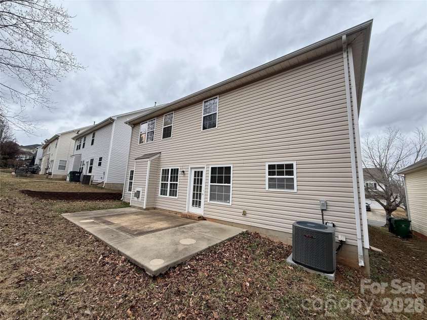 3338 Crutchfield Place, Charlotte, NC 28213.  MLS# CAR4355102, YatesRealty ID 3305. 