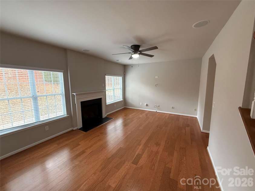 3338 Crutchfield Place, Charlotte, NC 28213.  MLS# CAR4355102, YatesRealty ID 3305. 