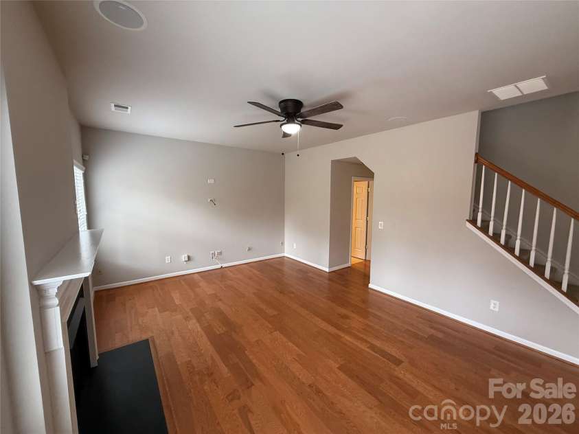 3338 Crutchfield Place, Charlotte, NC 28213.  MLS# CAR4355102, YatesRealty ID 3305. 