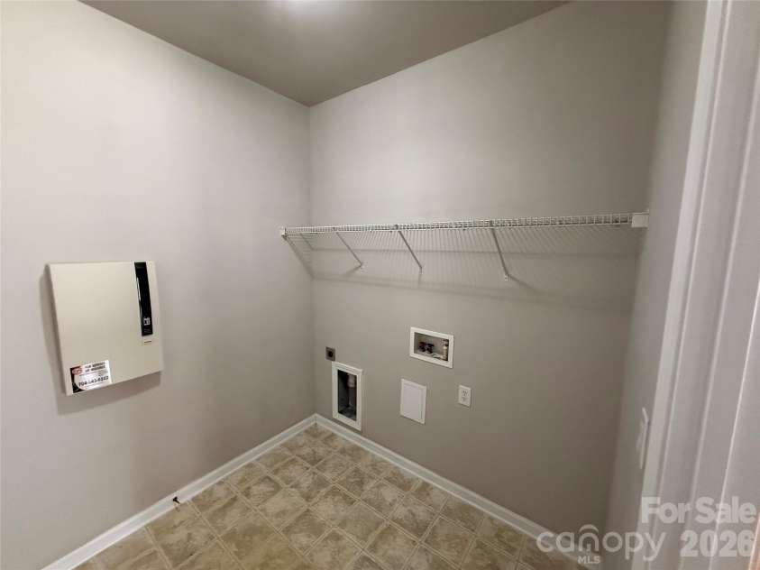 3338 Crutchfield Place, Charlotte, NC 28213.  MLS# CAR4355102, YatesRealty ID 3305. 