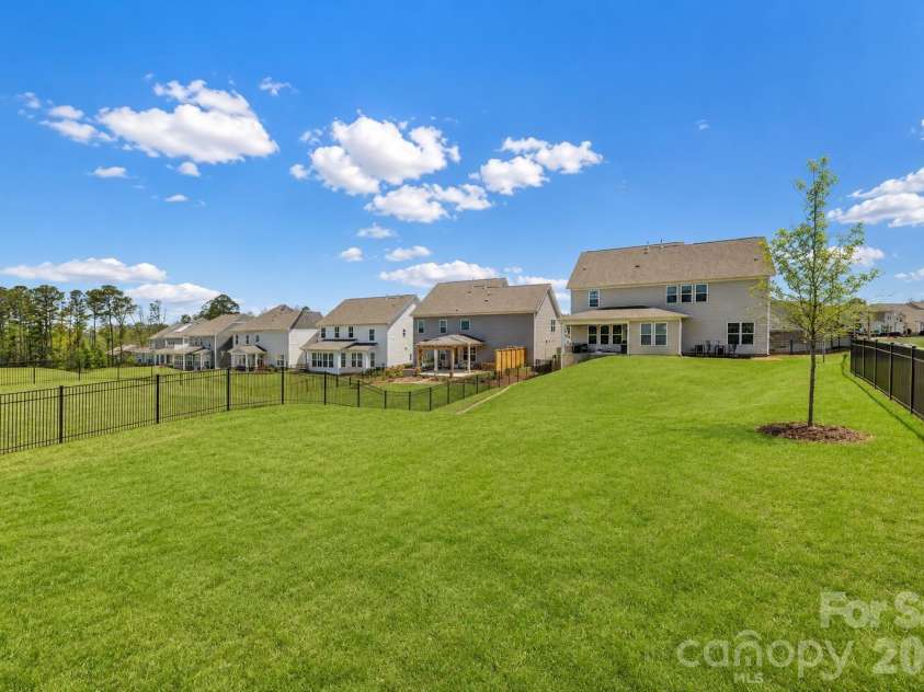 16203 Tulloch Road, Charlotte, NC 28278.  MLS# CAR4349815, YatesRealty ID 33051. 