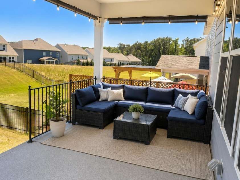 16203 Tulloch Road, Charlotte, NC 28278.  MLS# CAR4349815, YatesRealty ID 33051. 