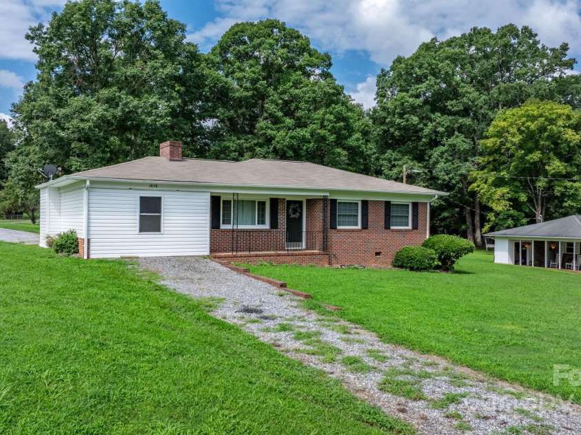 1838 Connelly Springs Road, Lenoir, NC 28645.  MLS# CAR4293016, YatesRealty ID 33051. 