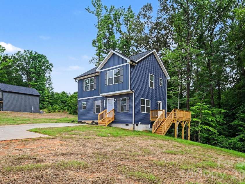 4218 Pine Street, Kannapolis, NC 28081.  MLS# CAR4392133, YatesRealty ID 33053. 