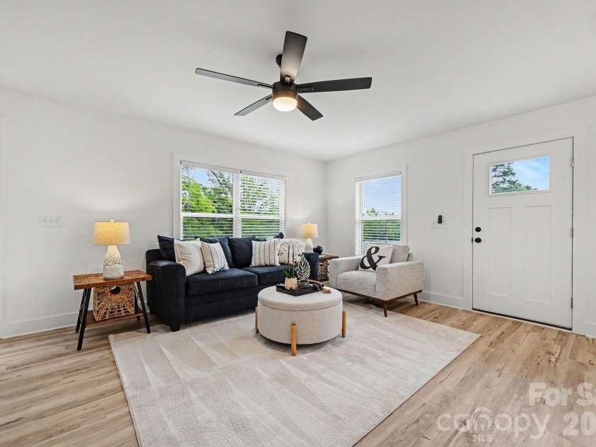 4218 Pine Street, Kannapolis, NC 28081.  MLS# CAR4392133, YatesRealty ID 33053. 