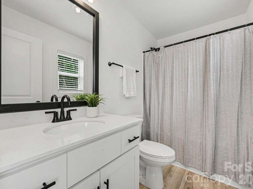 4218 Pine Street, Kannapolis, NC 28081.  MLS# CAR4392133, YatesRealty ID 33053. 