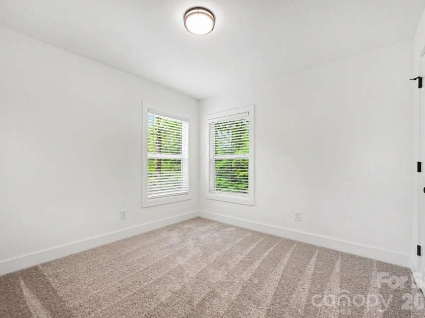 4218 Pine Street, Kannapolis, NC 28081.  MLS# CAR4392133, YatesRealty ID 33053. 