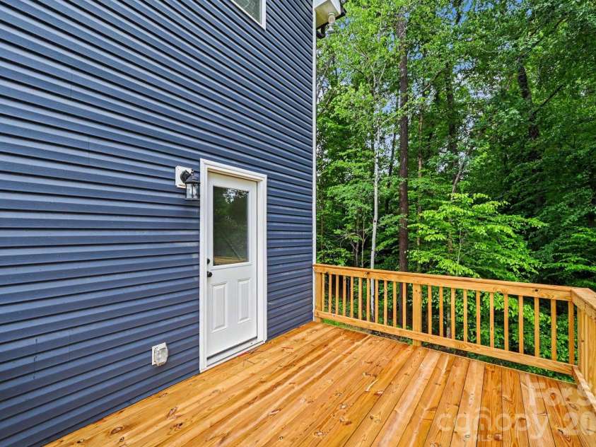 4218 Pine Street, Kannapolis, NC 28081.  MLS# CAR4392133, YatesRealty ID 33053. 