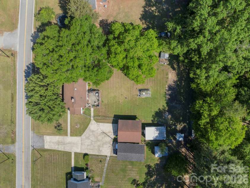 1599 Hillcrest Avenue, Lancaster, SC 29720.  MLS# CAR4378350, YatesRealty ID 33055. 1599 Hillcrest